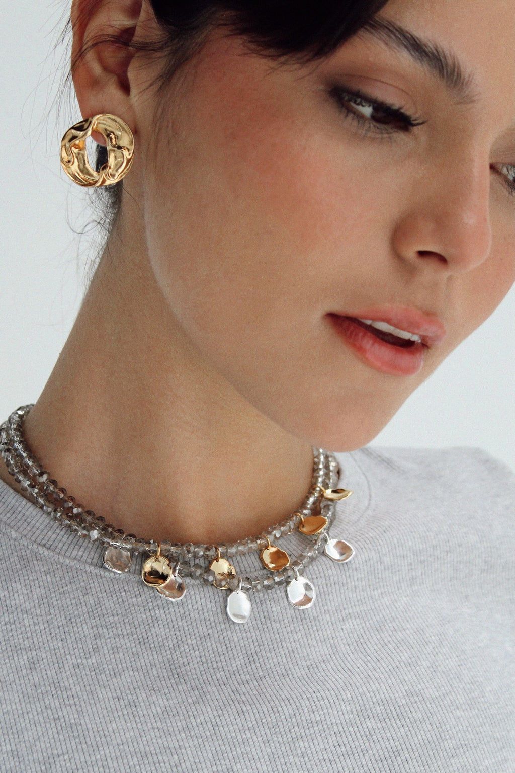 PETAL GRAY Gold Necklace
