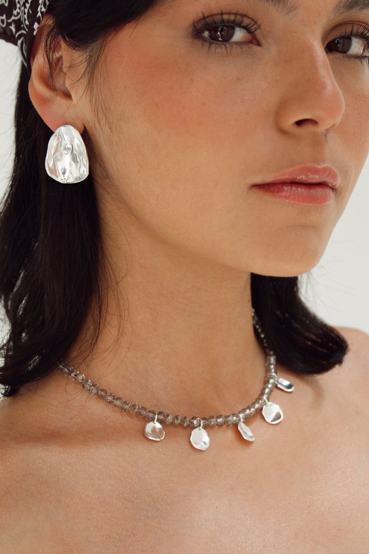 PETAL GRAY Silver Necklace
