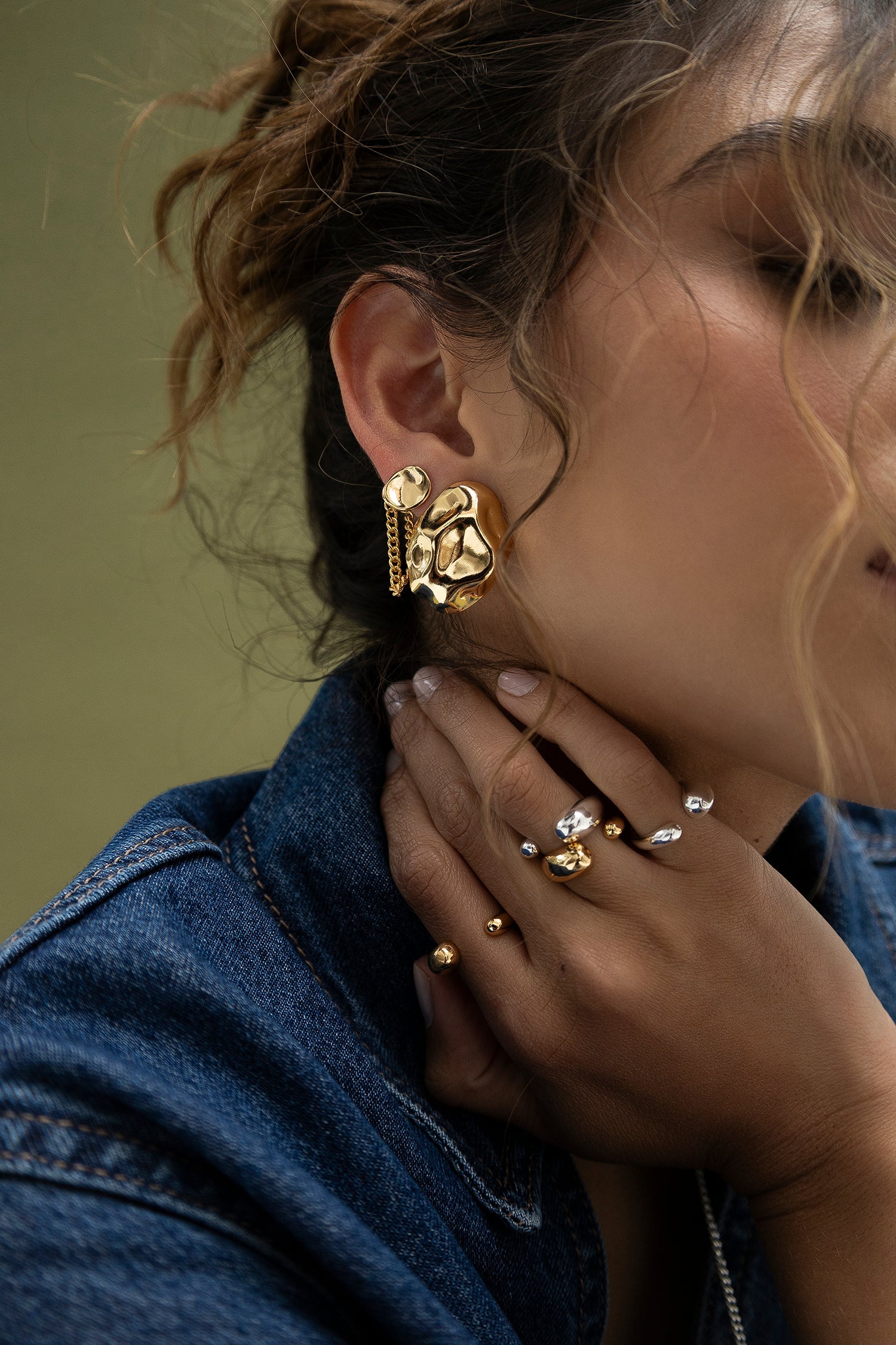 ZOE Gold Chain studs