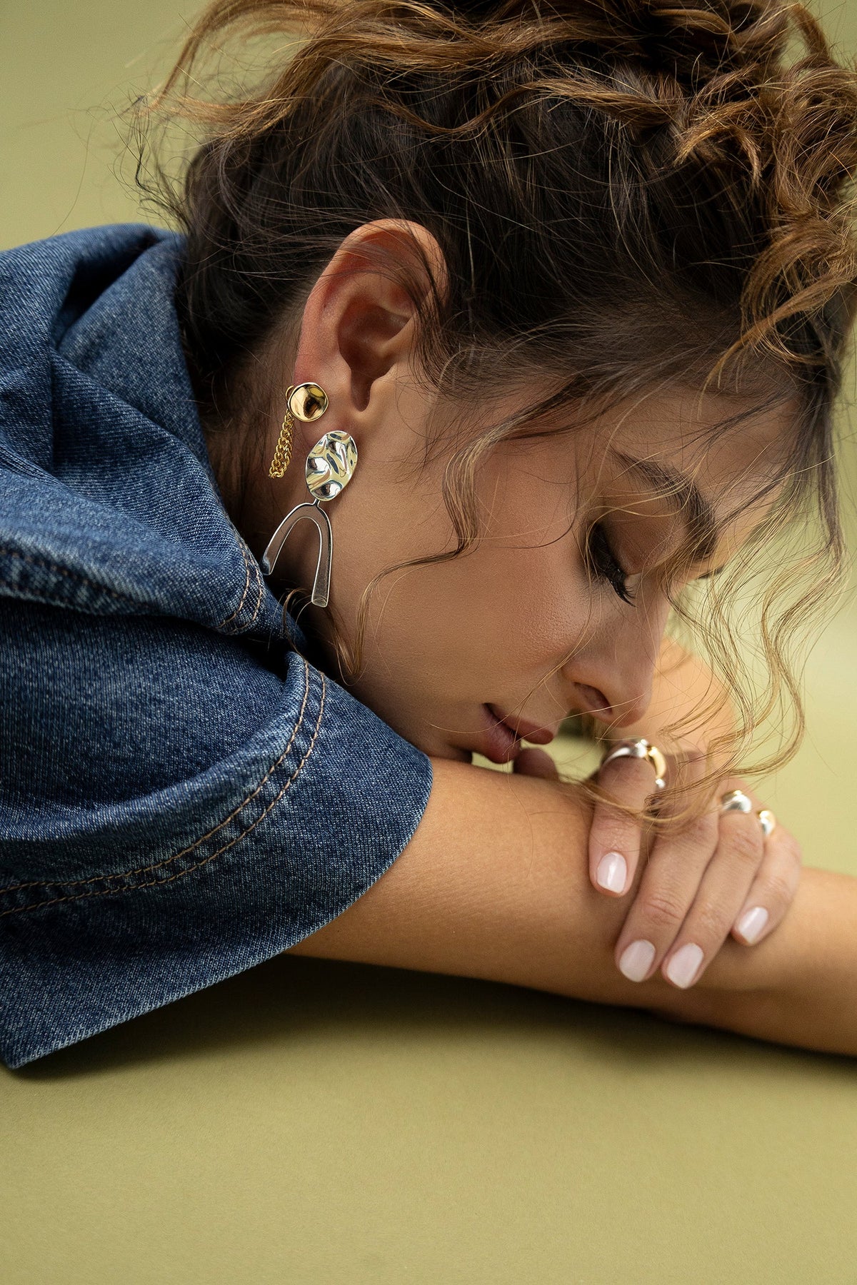 ZOE Gold Chain studs